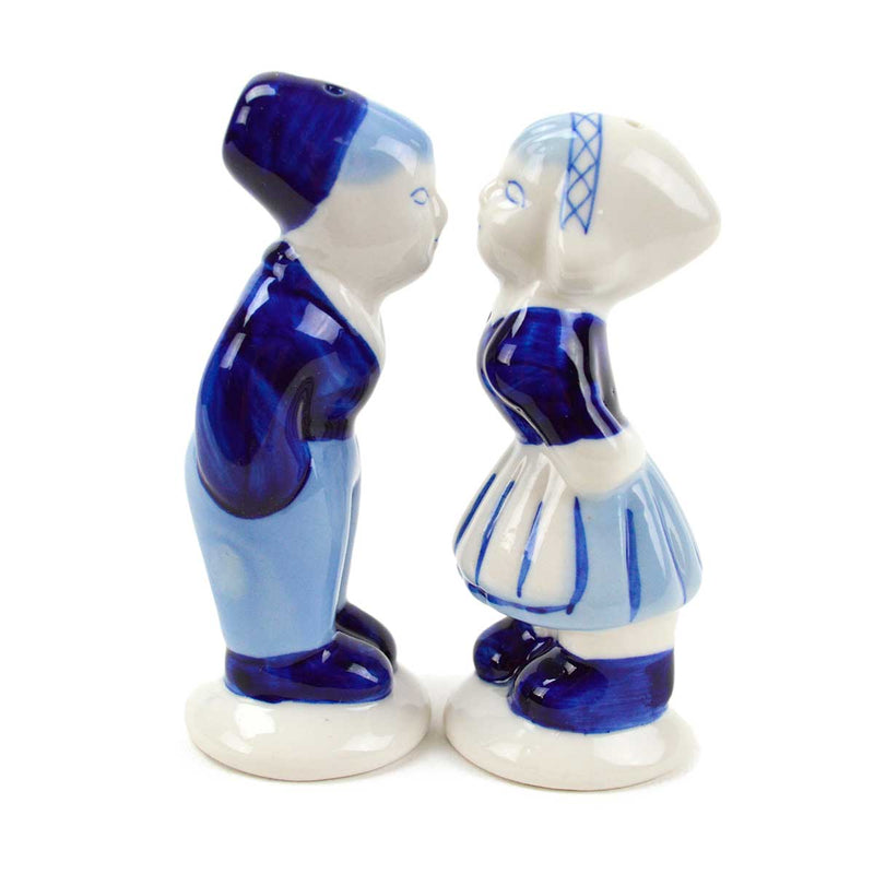Collectible Pepper and Salt Shakers: Delft Kiss