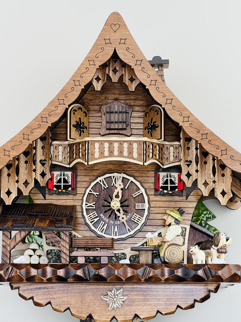 Eight Day Cuckoo Clock Chalet with Beer Drinker
