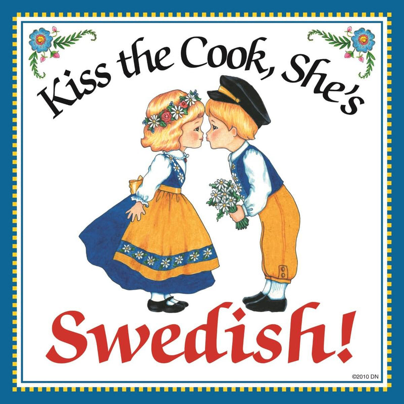 Swedish Souvenirs Magnet Tile: Kiss Swedish Cook