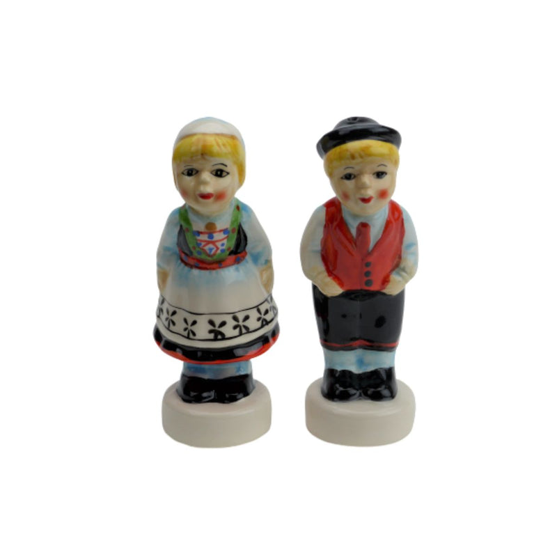 Cute Salt & Pepper Shakers Norwegian Sitting Couple