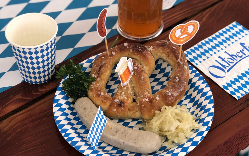 Deluxe All-in-One Lite Oktoberfest Party Pack Bundle with Bavarian Themed Plastic Table Runner, Plates, Napkins, Oktoberfest Foods Themed Banner